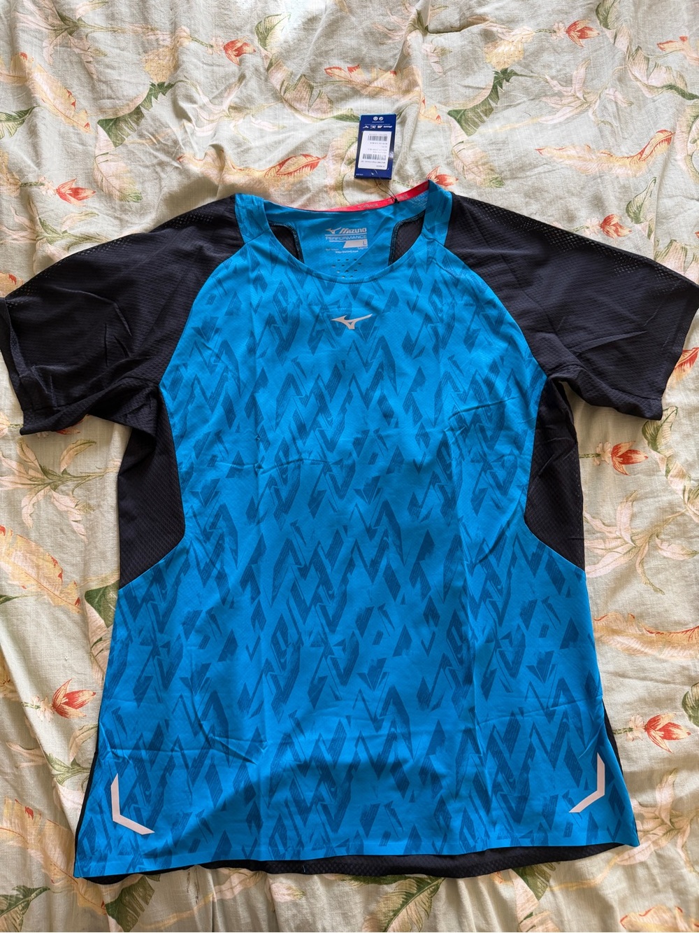 Mizuno mens Large T shirt